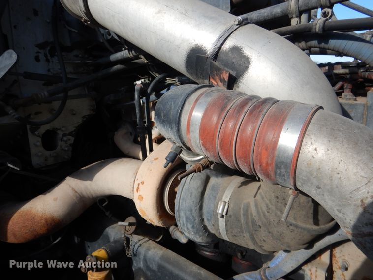 image for item DG5951 1993 Freightliner FLD 120 semi truck