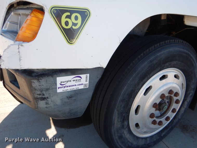 image for item DG5951 1993 Freightliner FLD 120 semi truck