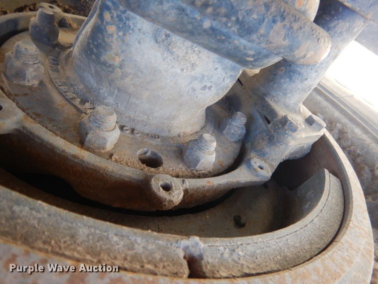 image for item DG5951 1993 Freightliner FLD 120 semi truck