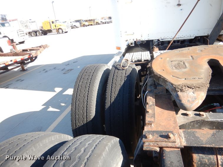 image for item DG5951 1993 Freightliner FLD 120 semi truck