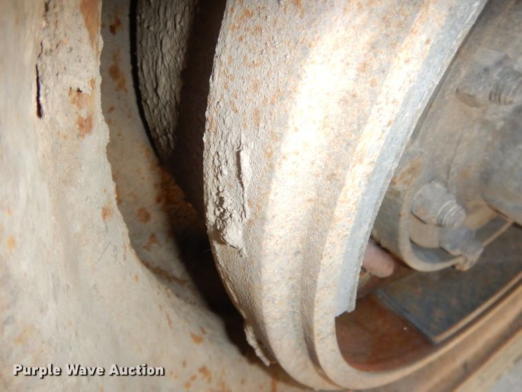 image for item DG5951 1993 Freightliner FLD 120 semi truck