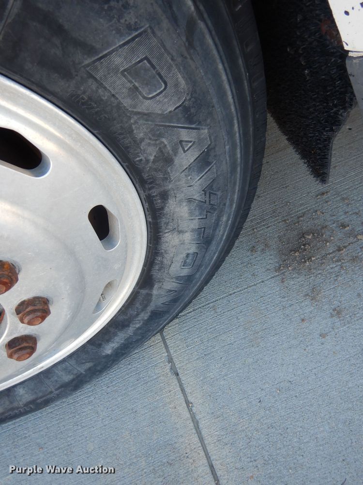 image for item DG5951 1993 Freightliner FLD 120 semi truck