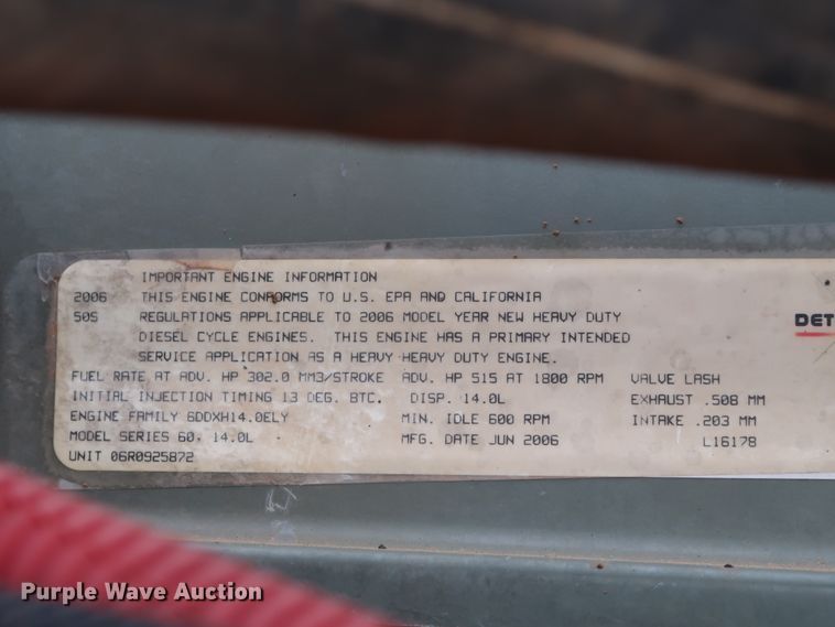 image for item DG7163 2007 Freightliner FLD semi truck