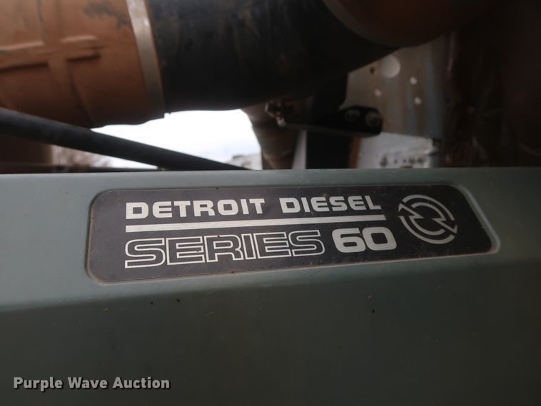 image for item DG7163 2007 Freightliner FLD semi truck