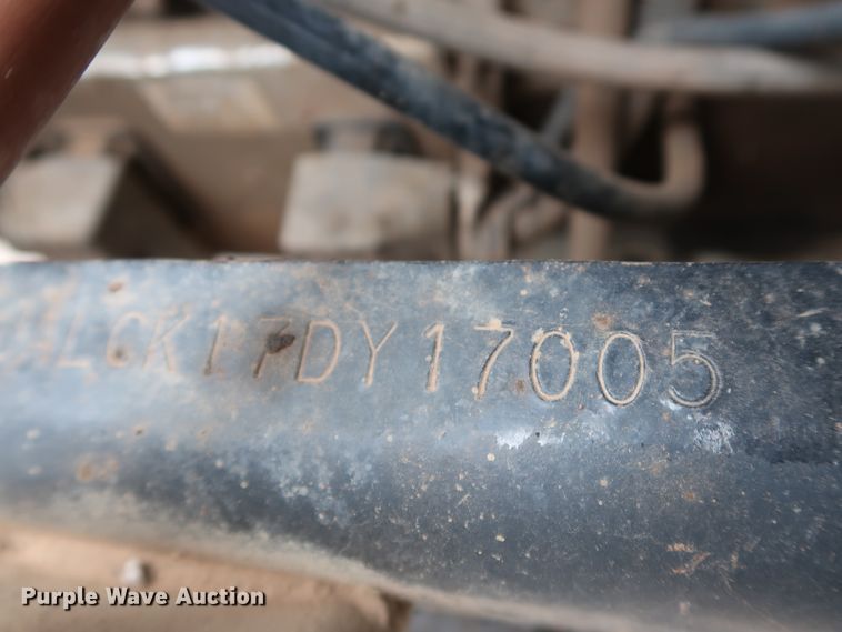 image for item DG7163 2007 Freightliner FLD semi truck