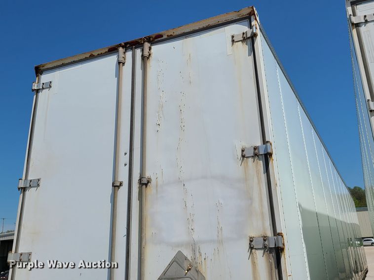 image for item DG7747 2000 Wabash dry van trailer