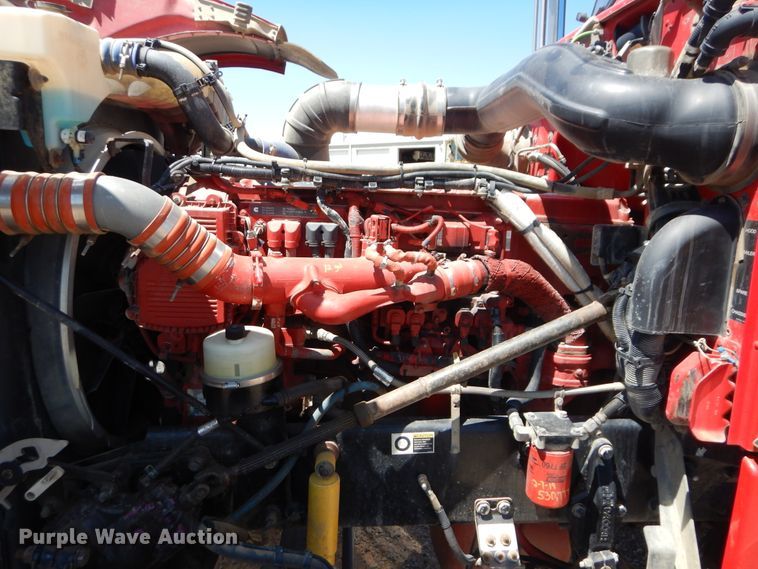 image for item DG8500 2009 Peterbilt 388 semi truck