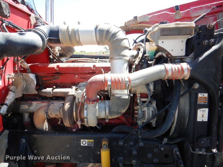 image for item DG8500 2009 Peterbilt 388 semi truck