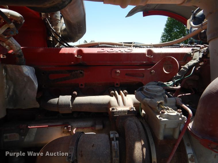 image for item DG8500 2009 Peterbilt 388 semi truck