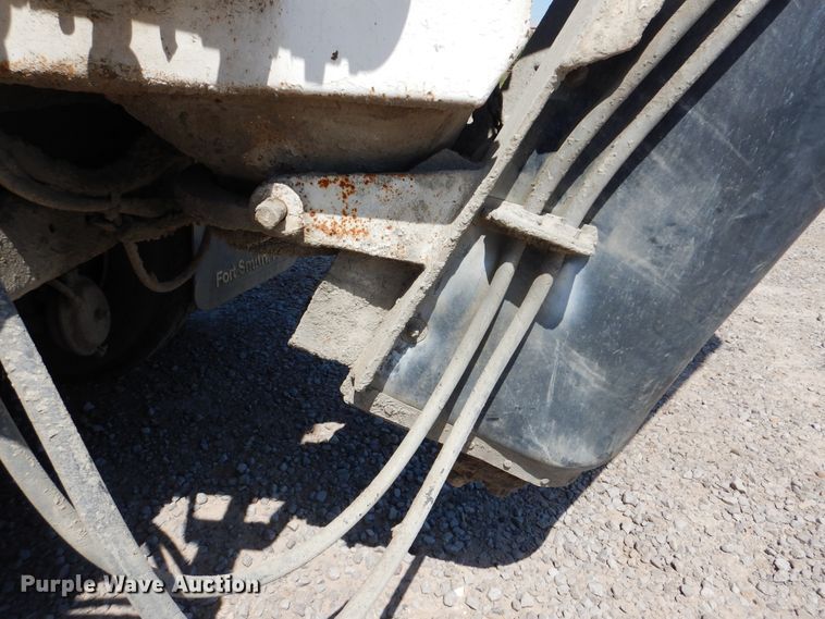 image for item DG8507 2004 International 9900i concrete batch plant truck