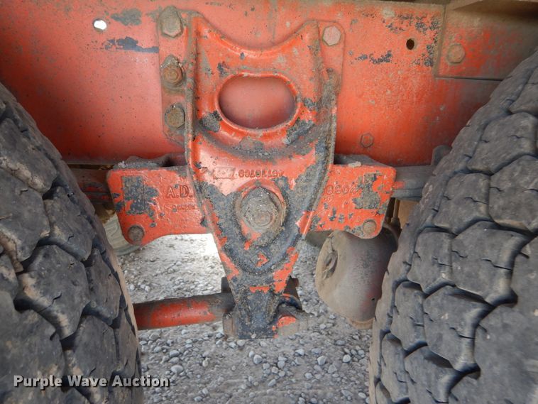 image for item DG8507 2004 International 9900i concrete batch plant truck