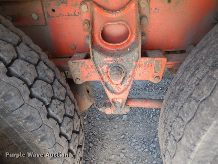 image for item DG8507 2004 International 9900i concrete batch plant truck