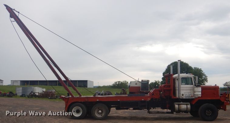 image for item DG8519 1981 Kenworth flatbed truck