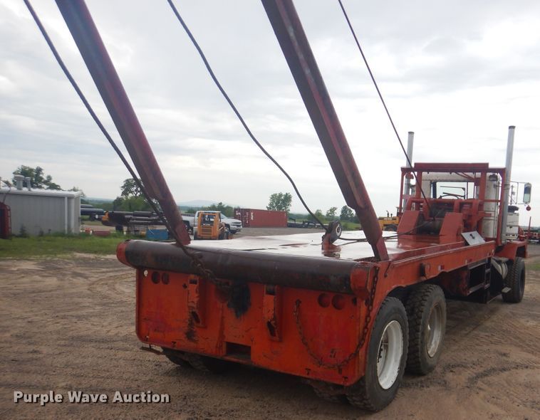 image for item DG8519 1981 Kenworth flatbed truck