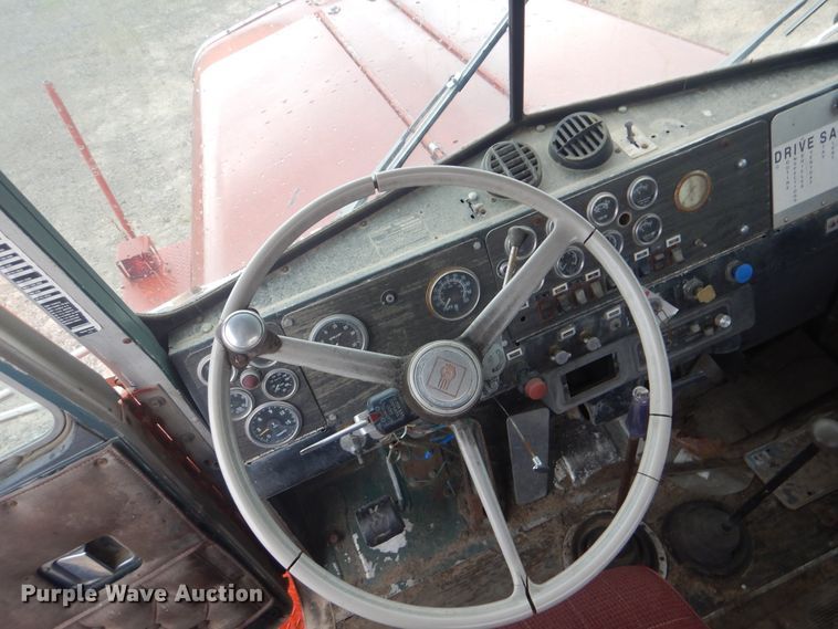 image for item DG8519 1981 Kenworth flatbed truck