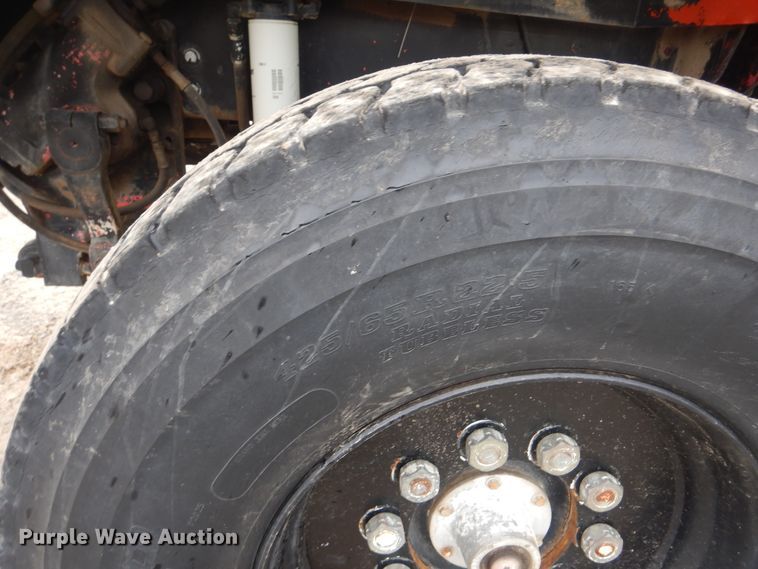image for item DG8519 1981 Kenworth flatbed truck