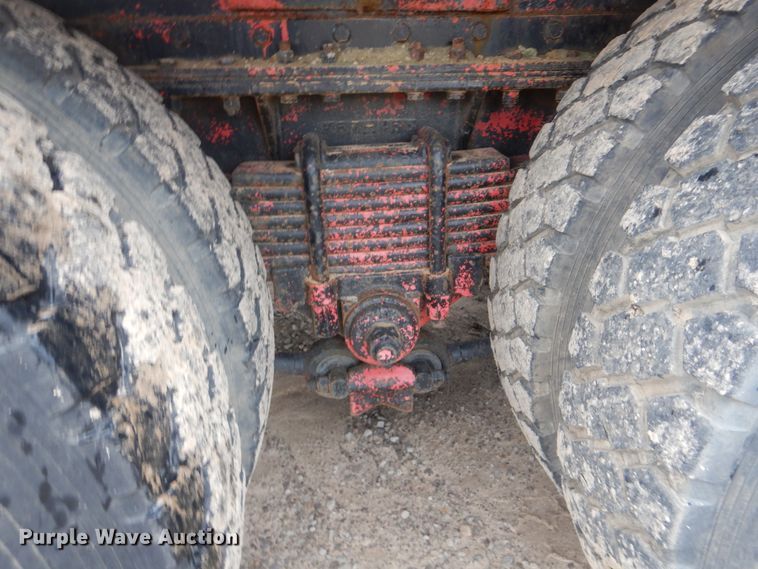 image for item DG8519 1981 Kenworth flatbed truck