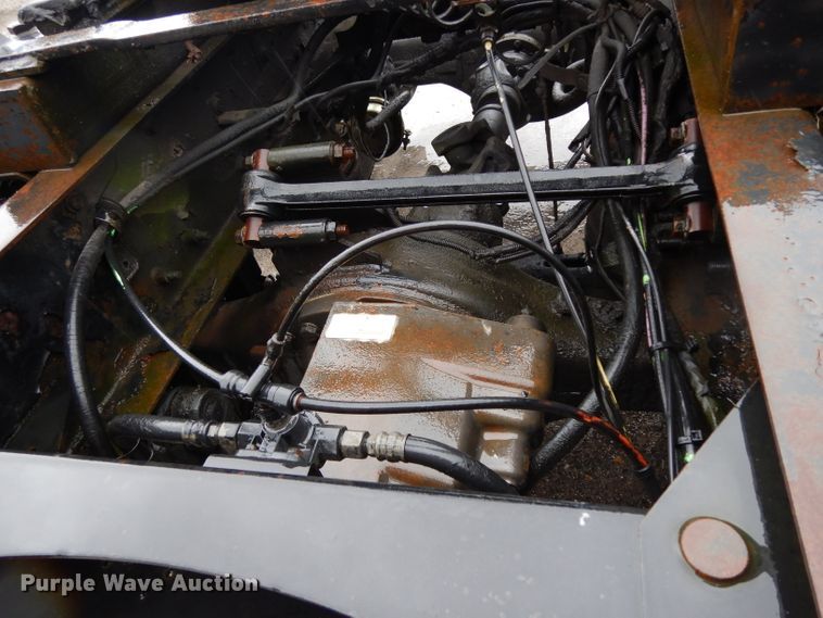 image for item DH2374 2007 Volvo VNL semi truck