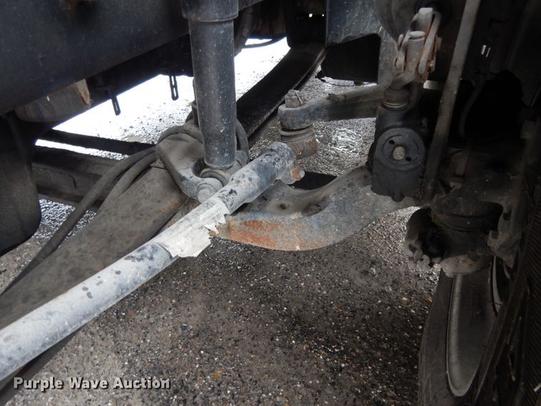 image for item DH2374 2007 Volvo VNL semi truck