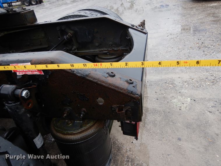 image for item DH2374 2007 Volvo VNL semi truck