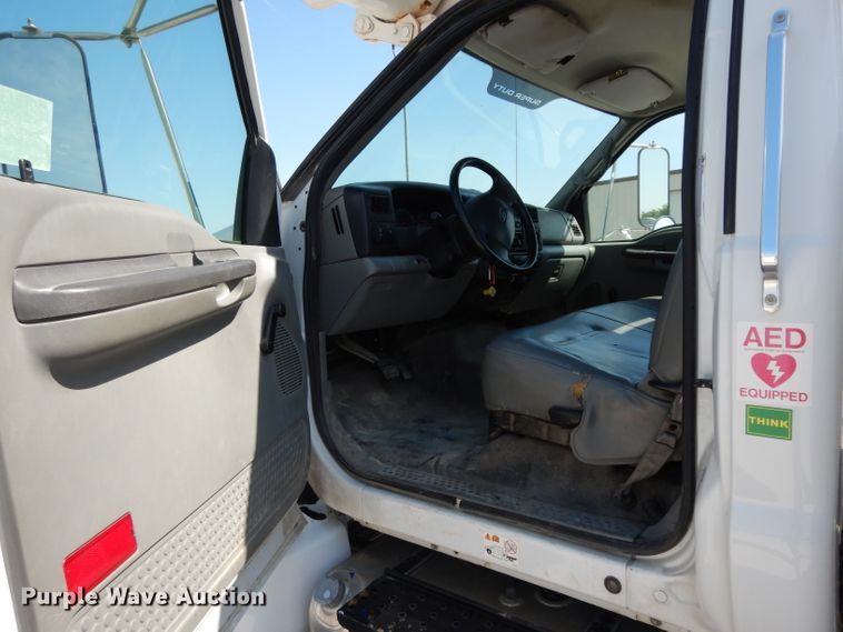 image for item DH2464 2009 Ford F650 Super Duty bucket truck