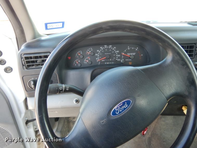 image for item DH2464 2009 Ford F650 Super Duty bucket truck