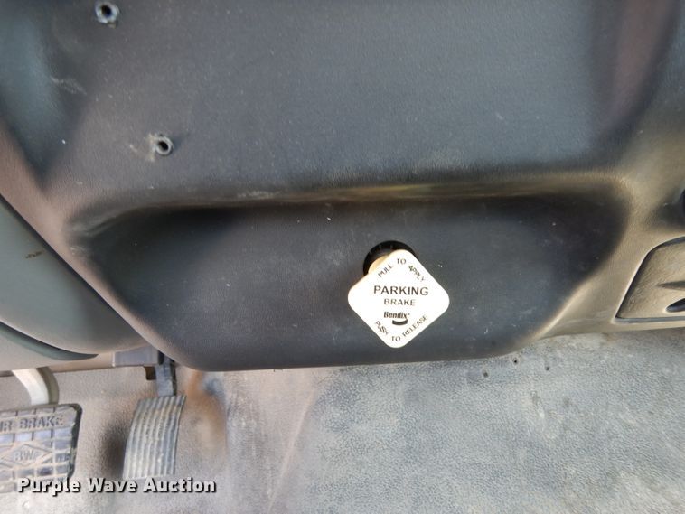 image for item DH2464 2009 Ford F650 Super Duty bucket truck