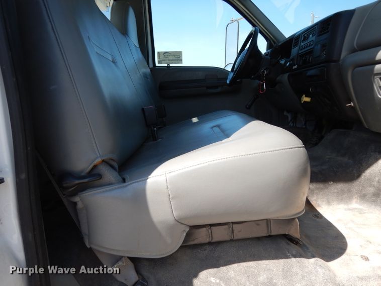 image for item DH2464 2009 Ford F650 Super Duty bucket truck