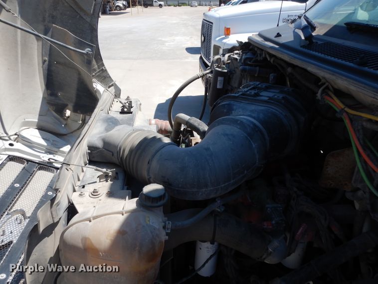 image for item DH2464 2009 Ford F650 Super Duty bucket truck