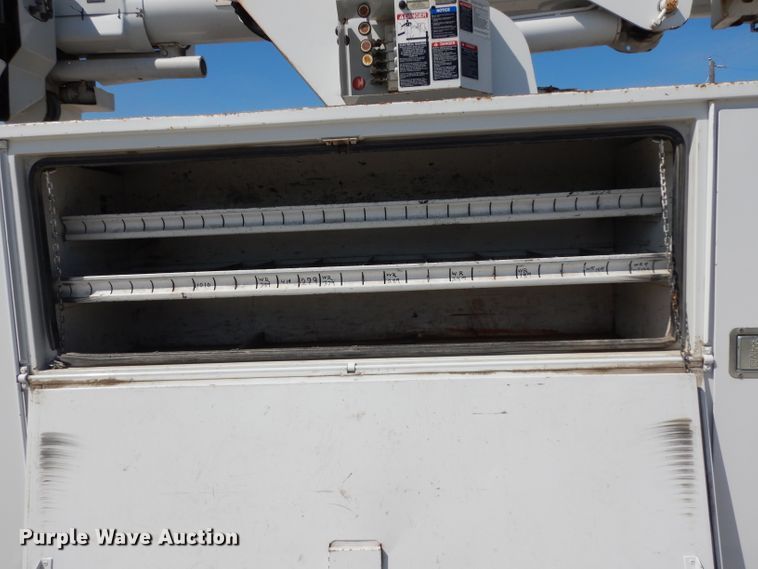 image for item DH2464 2009 Ford F650 Super Duty bucket truck