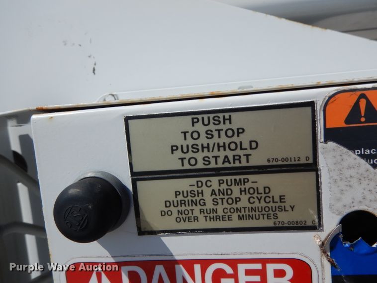 image for item DH2464 2009 Ford F650 Super Duty bucket truck