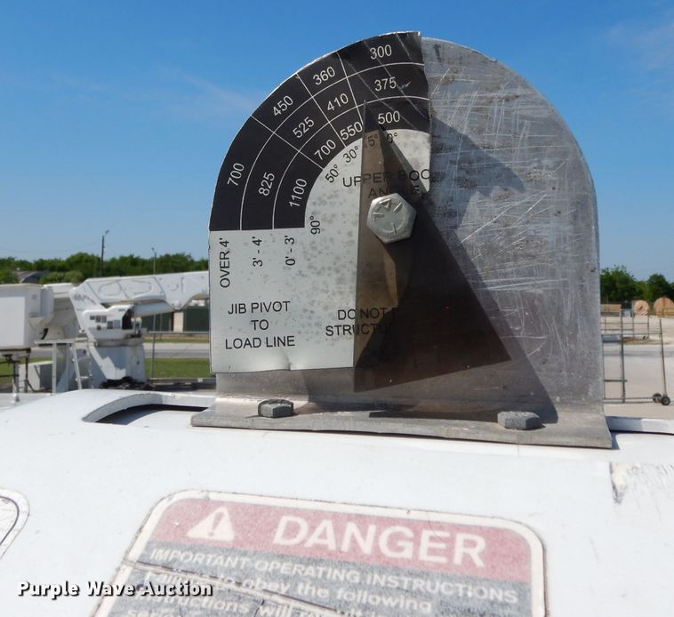 image for item DH2464 2009 Ford F650 Super Duty bucket truck