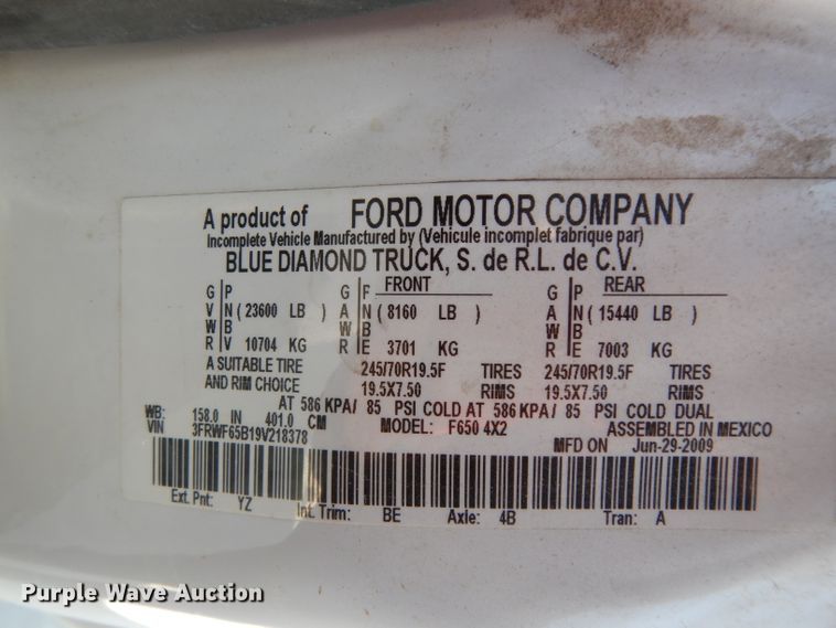 image for item DH2464 2009 Ford F650 Super Duty bucket truck