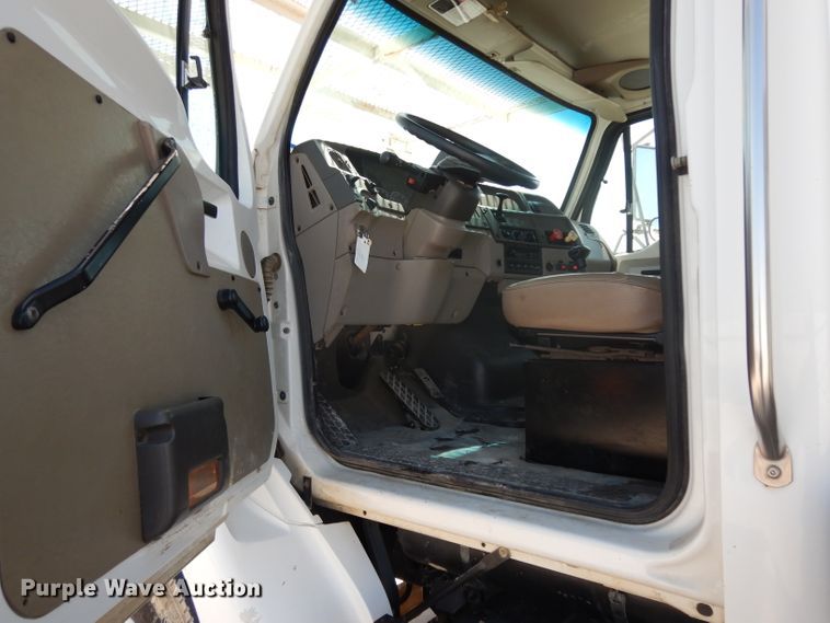 image for item DH2465 2004 Sterling L-Line bucket truck