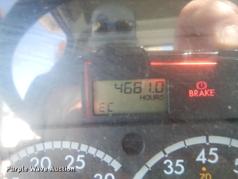 image for item DH2465 2004 Sterling L-Line bucket truck