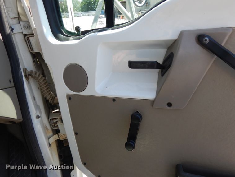 image for item DH2465 2004 Sterling L-Line bucket truck