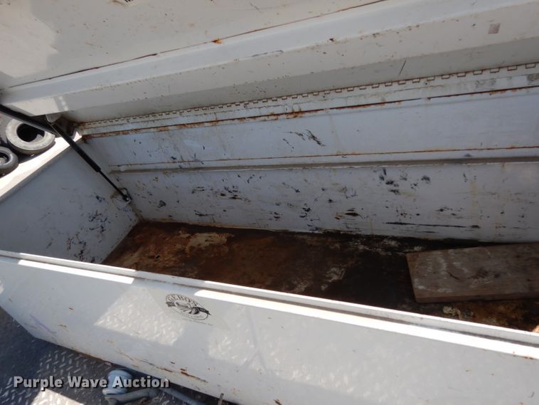 image for item DH2465 2004 Sterling L-Line bucket truck