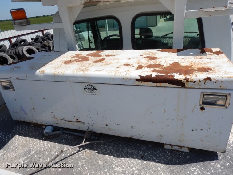 image for item DH2465 2004 Sterling L-Line bucket truck