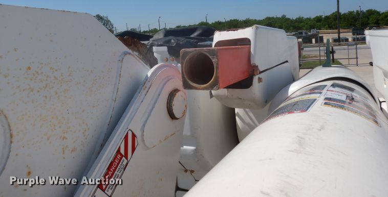 image for item DH2465 2004 Sterling L-Line bucket truck