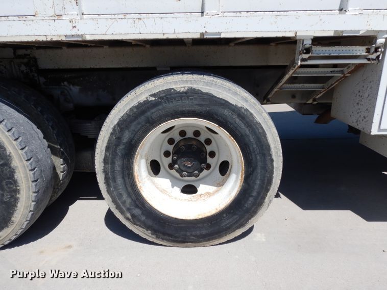 image for item DH2465 2004 Sterling L-Line bucket truck