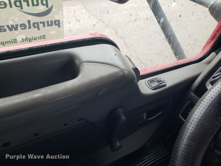 image for item DH5800 2007 Kenworth T600 semi truck