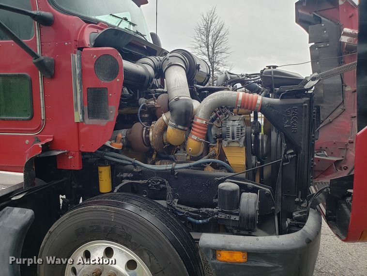 image for item DH5800 2007 Kenworth T600 semi truck