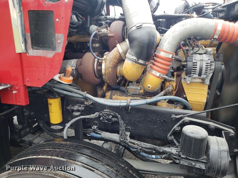 image for item DH5800 2007 Kenworth T600 semi truck