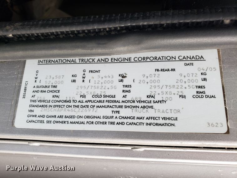 image for item DH5801 2006 International 9900i semi truck