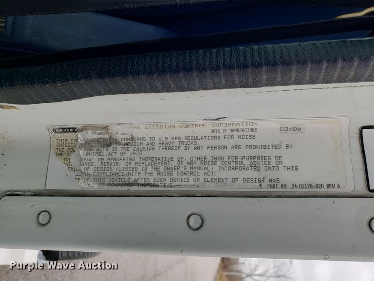 image for item DH5803 2007 Freightliner Century Class semi truck