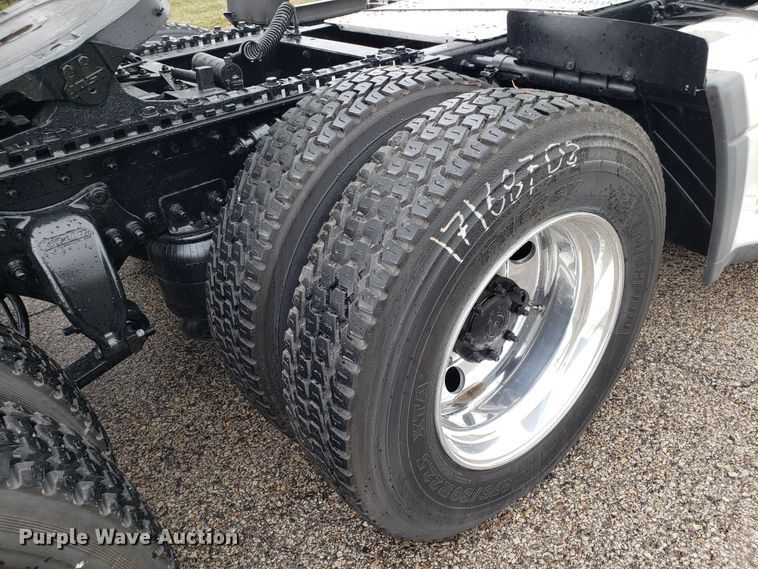 image for item DH5803 2007 Freightliner Century Class semi truck