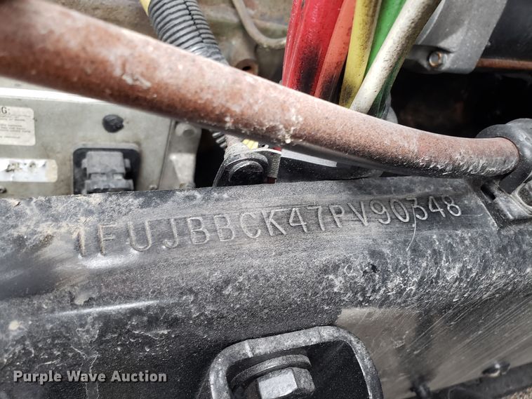 image for item DH5803 2007 Freightliner Century Class semi truck