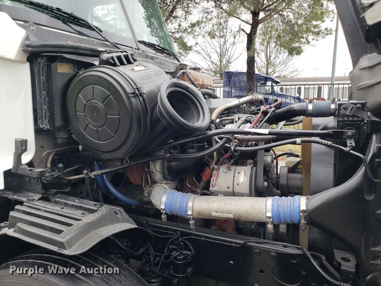 image for item DH5803 2007 Freightliner Century Class semi truck