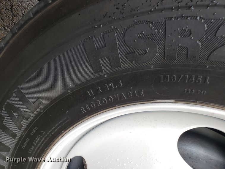 image for item DH5806 2000 Mack CX613 semi truck