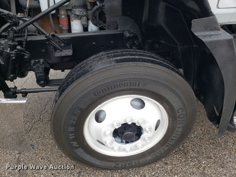 image for item DH5806 2000 Mack CX613 semi truck